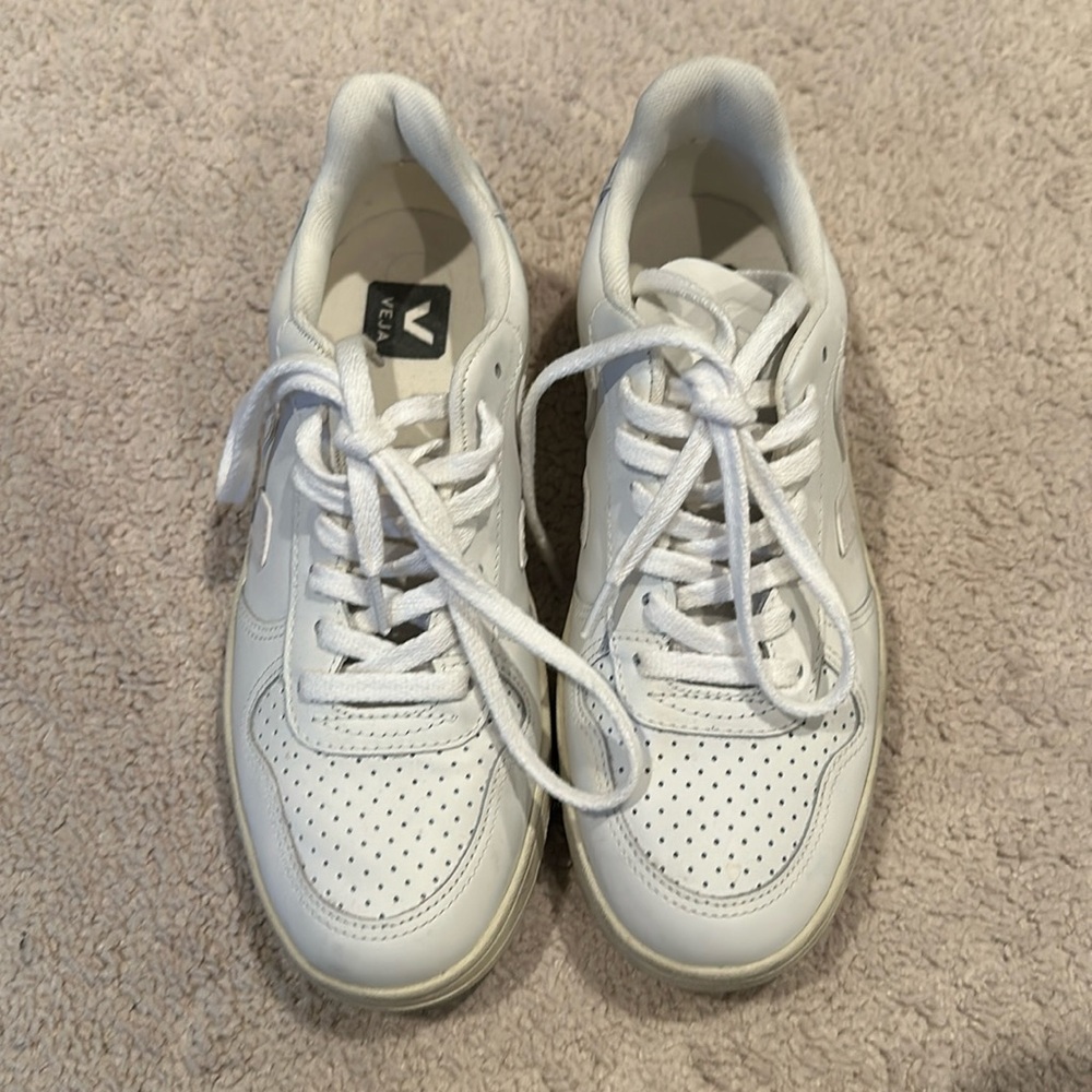 Veja Sneakers